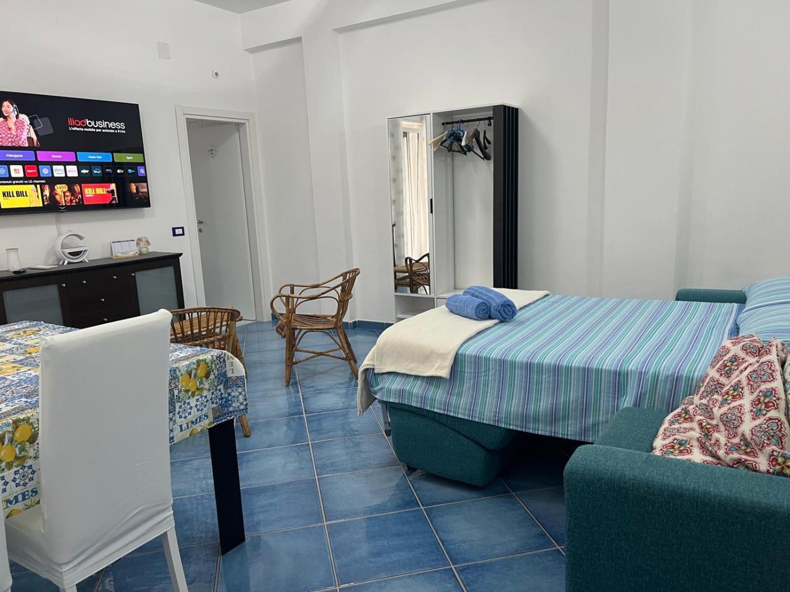 Casa Vacanza Imparo B&B อีสเกีย ภายนอก รูปภาพ